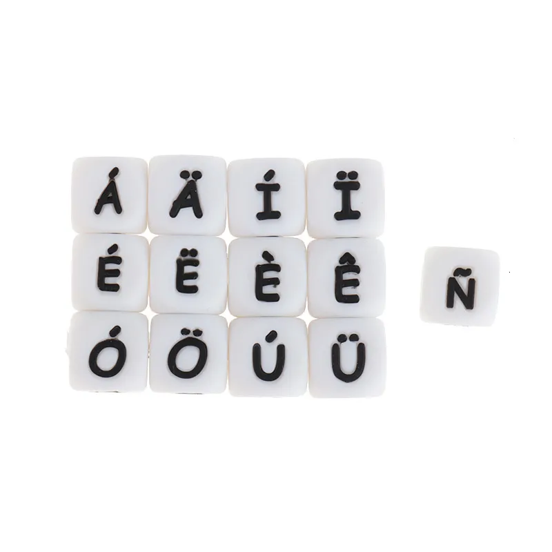 Zęby dziecięce zabawki qhbc 50pcs 12 mm akcent silikon litera dystrytująca koraliki dziecięce alfabet ręcznie robione akcesoria spersonalizowana łańcuch smoczki DIY 230601
