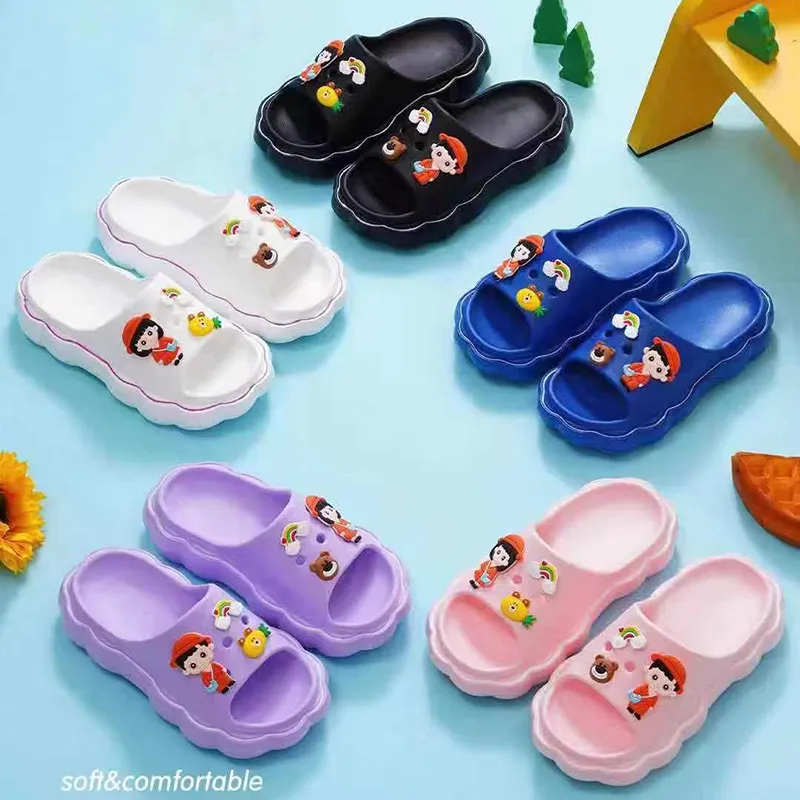 Pantofole per bambini con suola spessa, scarpe per la casa dei cartoni animati antiscivolo