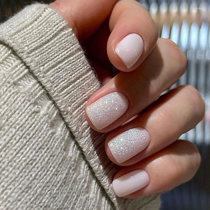 Square 2024 fake nails