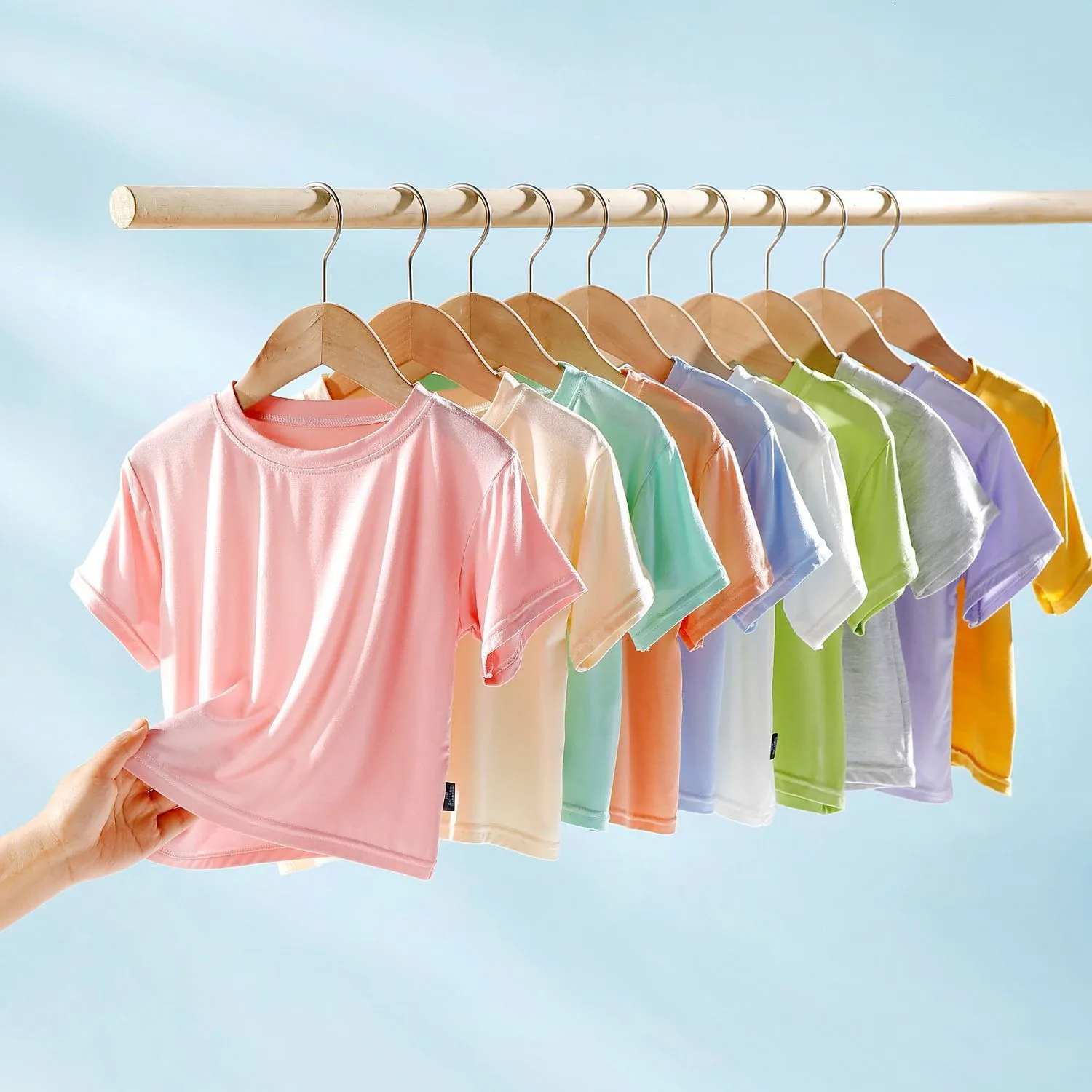 T-shirts Modal Tshirt Été Version Coréenne Bébés Filles Garçons Tops Enfants Vêtements Casual Mode Chemise À Manches Courtes Mince Infant Tee 230601