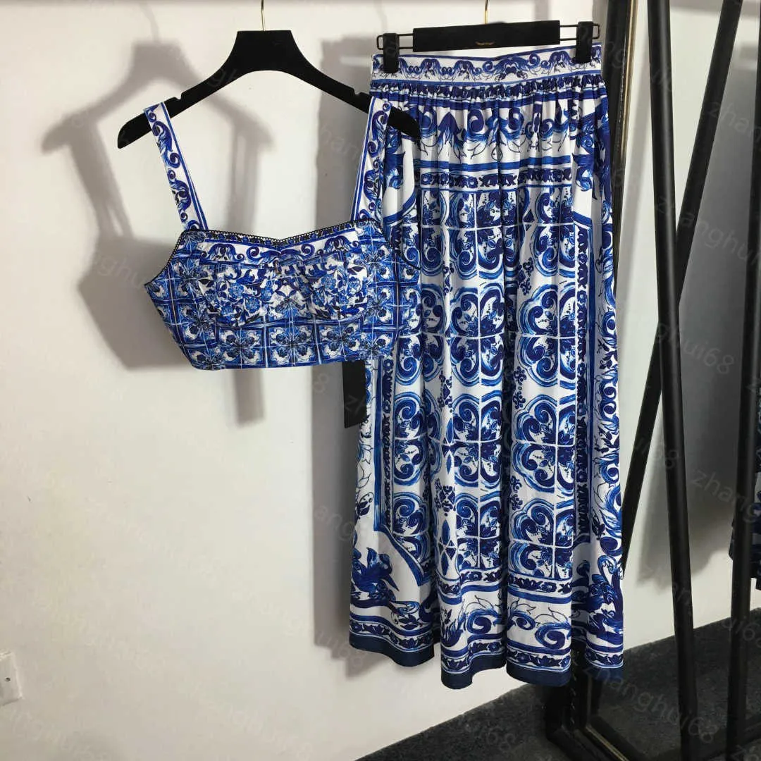 23ss jupe ensemble vêtements de créateurs pour femmes bleu et blanc porcelaine imprimé bustier haut à bretelles taille haute plissée demi-jupe ensembles vêtements pour femmes de haute qualité