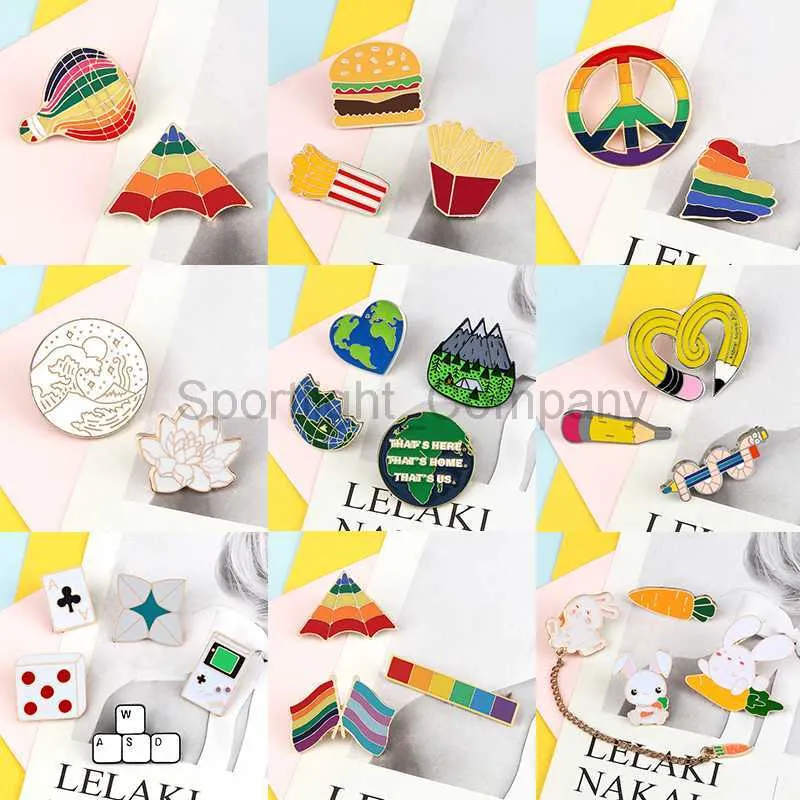 2 ~ 5 st/set Cute Rabbit Brooches Cartoon Pencil Green Earth Burger Rainbow Flag Emamel Lapel Pins Bag kläder Märken smycken gåva