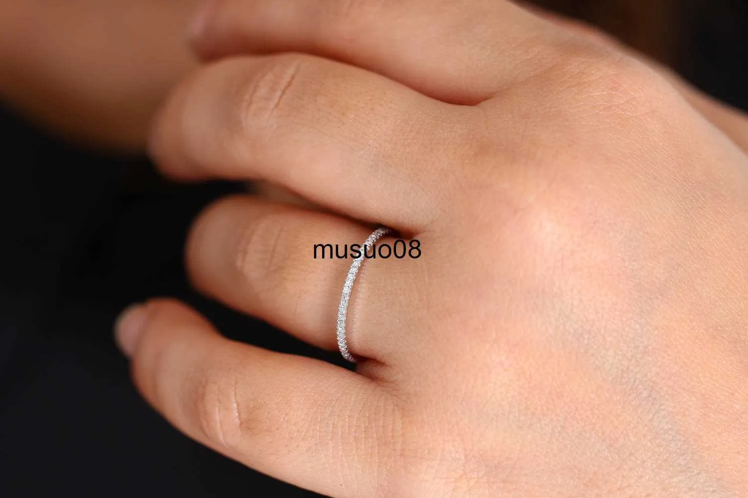 Anillos delgados de moda sale