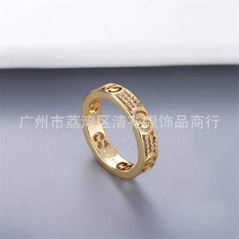 New 2023 designer jewelry bracelet necklace 18K full diamond trend couple pair ring straight