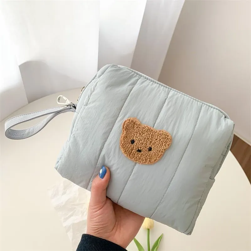 Sacos de fraldas dos desenhos animados para crianças carrinho de cabeceira saco de pendurar urso armazenamento do bebê poliéster zíper viagem bolsa portátil 230601