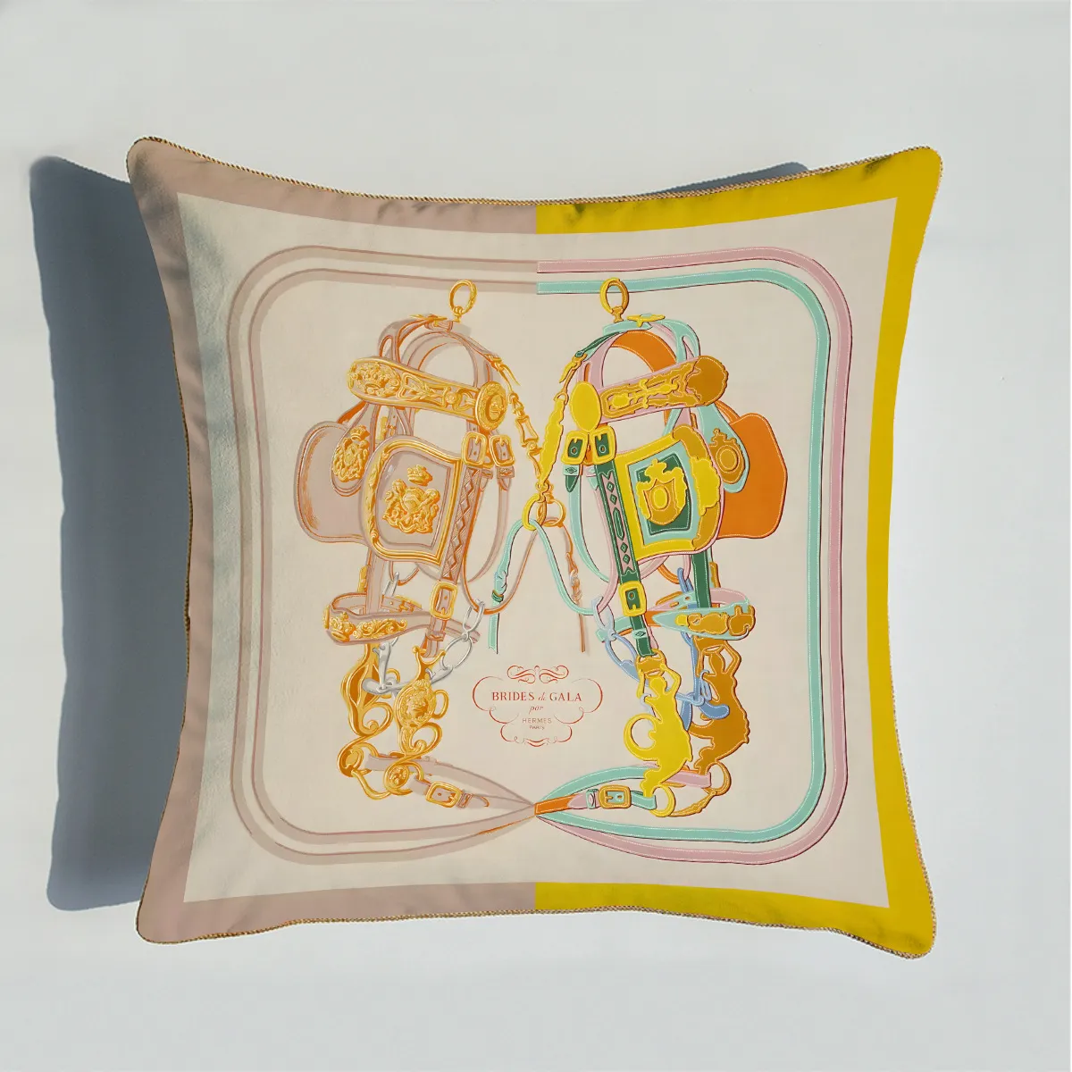 Cojín de lujo superior / Almohada decorativa Tela de terciopelo Serie de caballos de lujo Sofá para el hogar Funda de cojín súper suave Funda de almohada Sin núcleo Sala de estar Dormitorio 2023070626