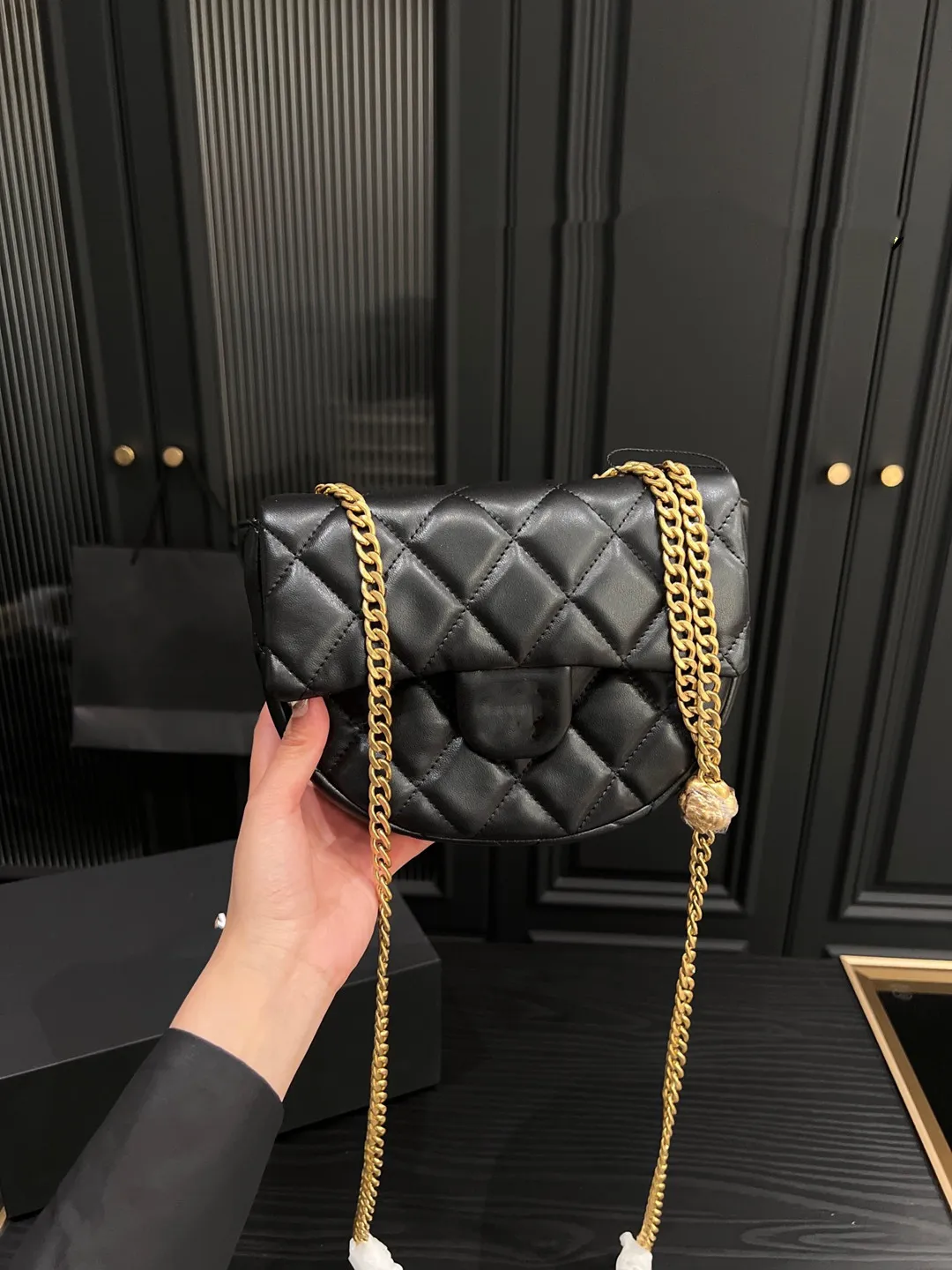 Designer bag with 2025 chain strap