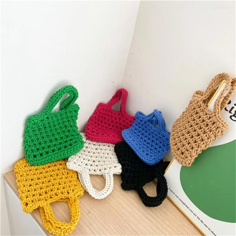 Sacolas de compras Bolsa de malha trançada de palha Cores vibrantes infantis Sacola oca Moda Pulso de crochê Bolsas femininas