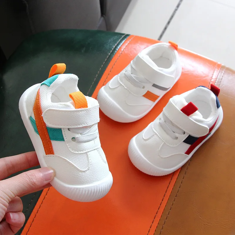 First Walkers Baby Toddler Shoes Four Seasons Da 0 a 3 anni Fondo morbido antiscivolo Ragazze Ragazzi Mesh Traspirante Singolo 230602