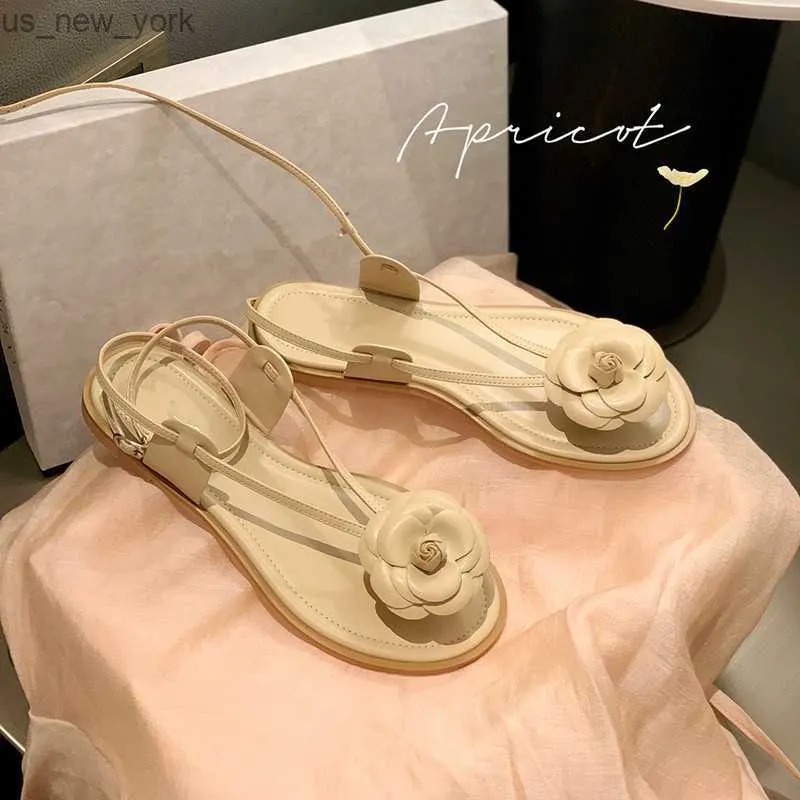 2022 New Summer Rome Sandales Fleur Cross-Strap Clip Toe Tongs Chaussures Plates Mode Casual En Plein Air Plage Sandalias De Mujer L230518