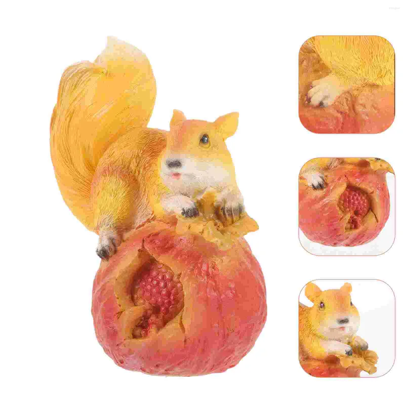Garden Decorations Simulation Squirrel Sculpture Figurine Adornment Animal Decor