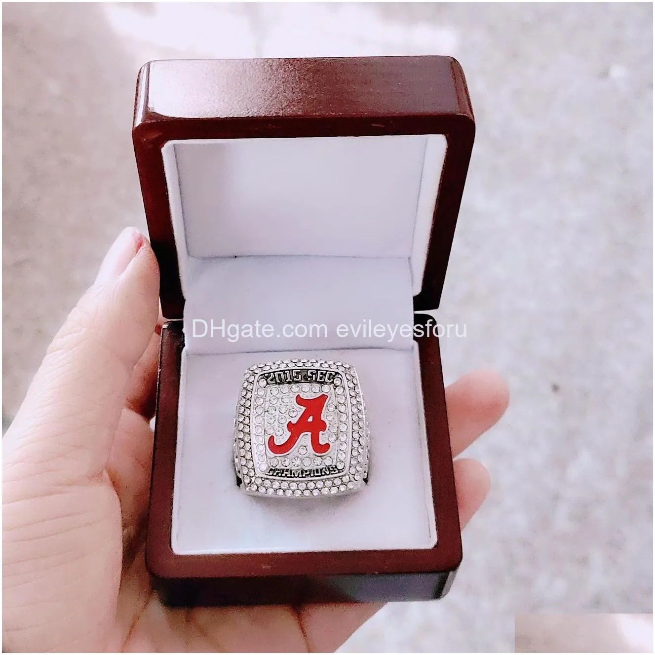 Pierścienie klastrowe Modna skórzana torba Crimson Tide National Championship Ring Torby