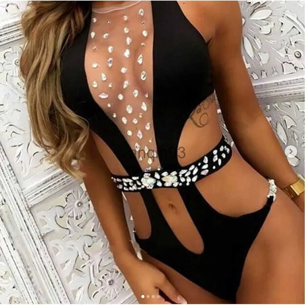 Kvinnors badkläder Nya kvinnor Sexig baddräkt Shiny Badkläder med Rhinestone Belt Chest Diamond-Dded Bikinis Halter Hollow Summer Bather S-XL J230603