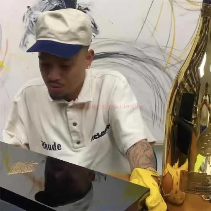 Trendy Two Piece Set: Designer Streetwear Tee & Shorts - Loose Fit