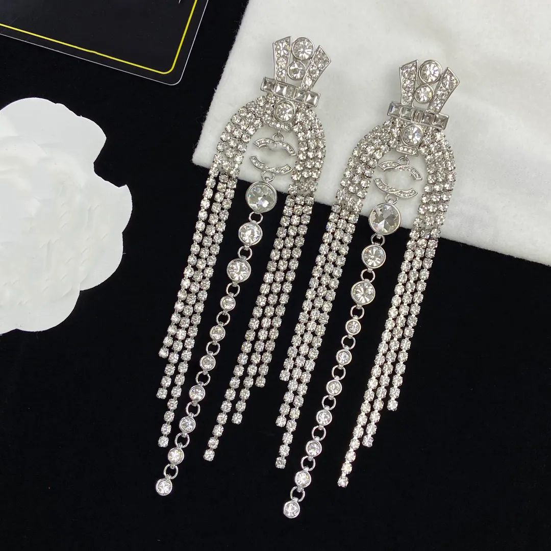 Designers de joias de moda brincos de luxo ccity orecchini banhado a prata brinco feminino na moda designer de letras de ouro pequenas brincos longos 77