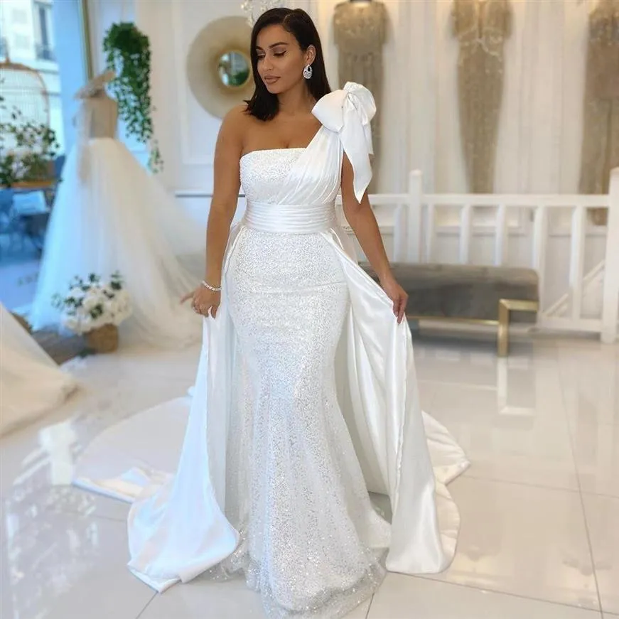 One Shoulder White Sequined Mermaid Wedding Dresses With Bow Satin Train Pleats Overskirt Wedding Gowns Ribbons Bridal vestidos de317Q