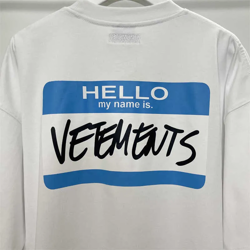 DHgate.com:Vetements Oversized T-Shirt: Unisex Designer Tee, Bold 