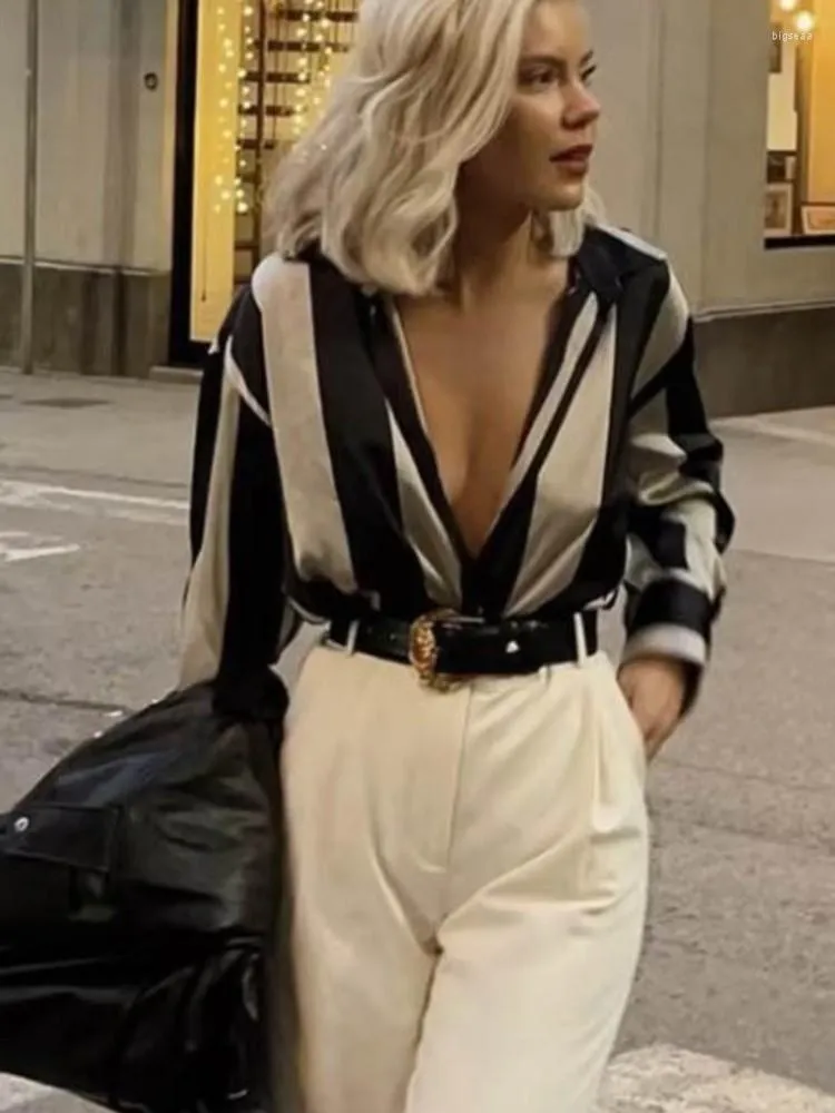 Kvinnors blusar 2023 Kvinnor Fashion Shirt Lady Long Sleeve Stripe Blus Turn-Down Collar Design Print Casual Shirts