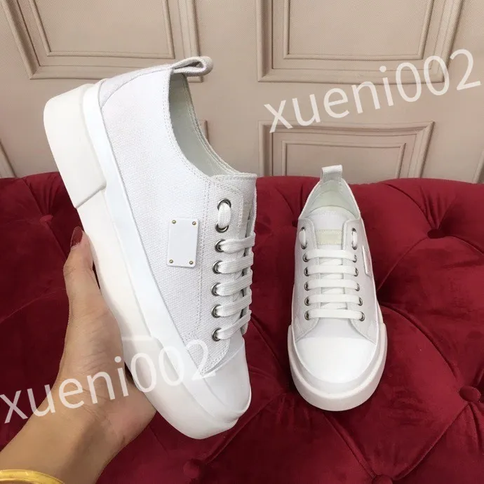 Lyxdesigner Sneakers Män och kvinnor Casual Shoes Fashion White äkta läder Flat sportskorskor