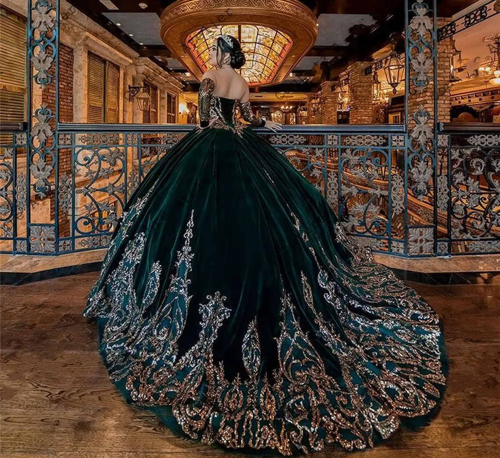 Dark Green Velvet Gold Sequin Applique Ball Gown Quinceanera Dress 2024 Three Quarter Sleeves Sweet 15 16 Dress Corset Prom Formal Gown Vestidos De Feast