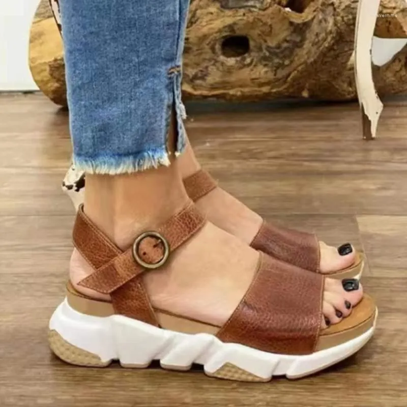 Sandaler sommarmärke kilar kvinnor designer slingback skor modeflukt plattform tofflor strandklänning promenader glider