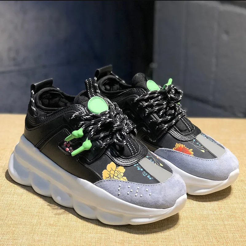 Designer Men Women Chain Reaction Casual Shoes Triple White Black