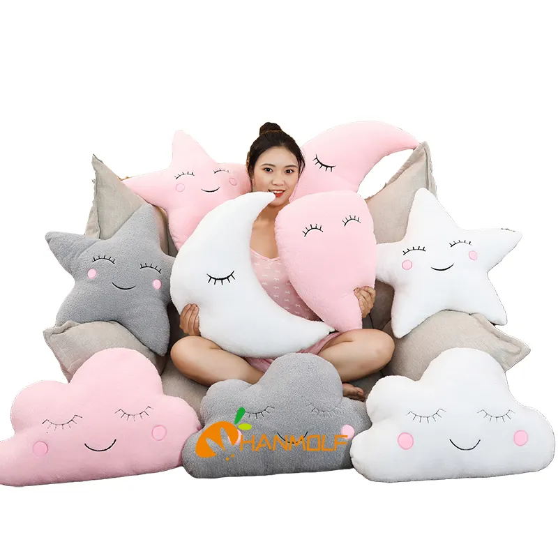 Plush Dolls Sky Pillows Emotional Moon Star Cloud Shaped Pillow Pink White Grey Room Chair Decor Seat Cushion 230603