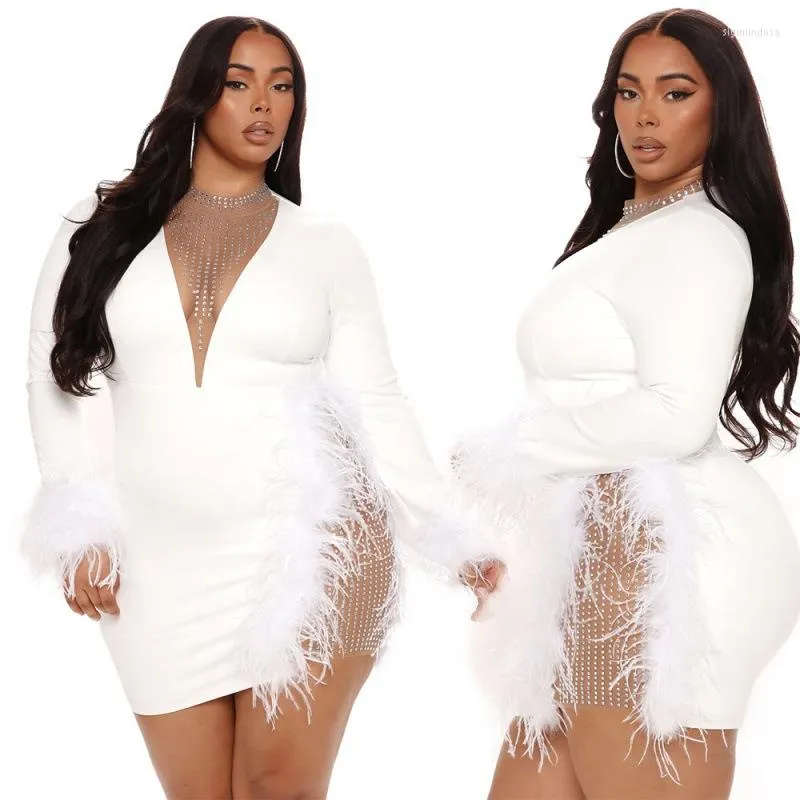 Robes décontractées grande taille femmes plume robe de soirée Sexy maille transparente diamants manches longues mode dames discothèque anniversaire