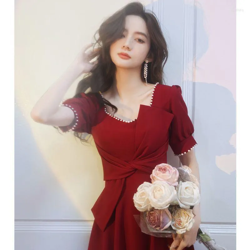 Red Sequin A-line prom dress for Women - Elegant Short Sleeve Casual Evening Gown with Square Collar and Simple