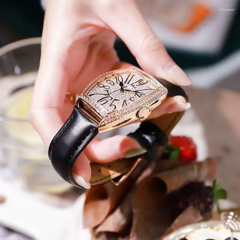 Armbandsur Women's Watch Large Dial Trendy Diamond British Fashion Ladies