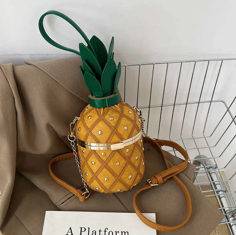 Tygväska mode söt ananas design axel originalitet ladys crossbody metall kedja handväska 230530