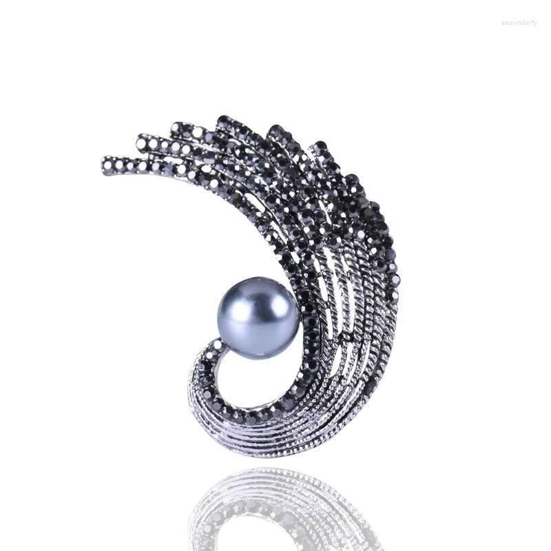 Brooches Vintage Rhinestone Peacock Feather For Women Imitation Pearl Lapel Pins Party Jewelry Gift