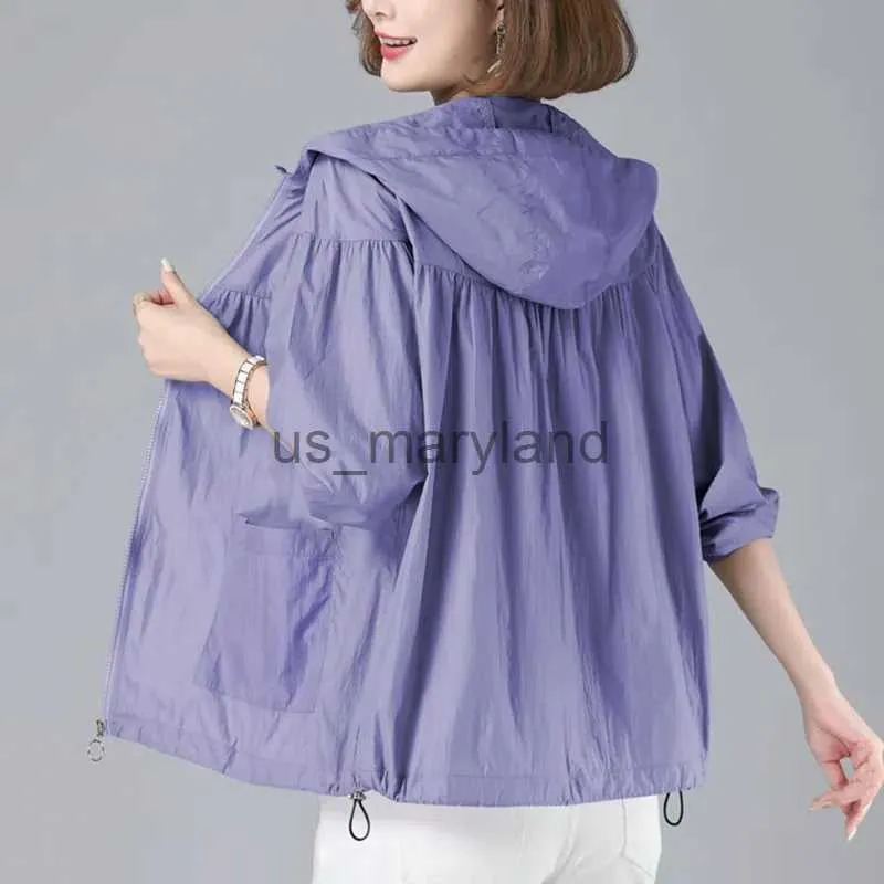 Outdoor Shirts 2023 New Summer Jacket Women Hooded Sun Protection Clothing Fashion Casual Zipper Thin Windbreaker Coat M-4XL J230605