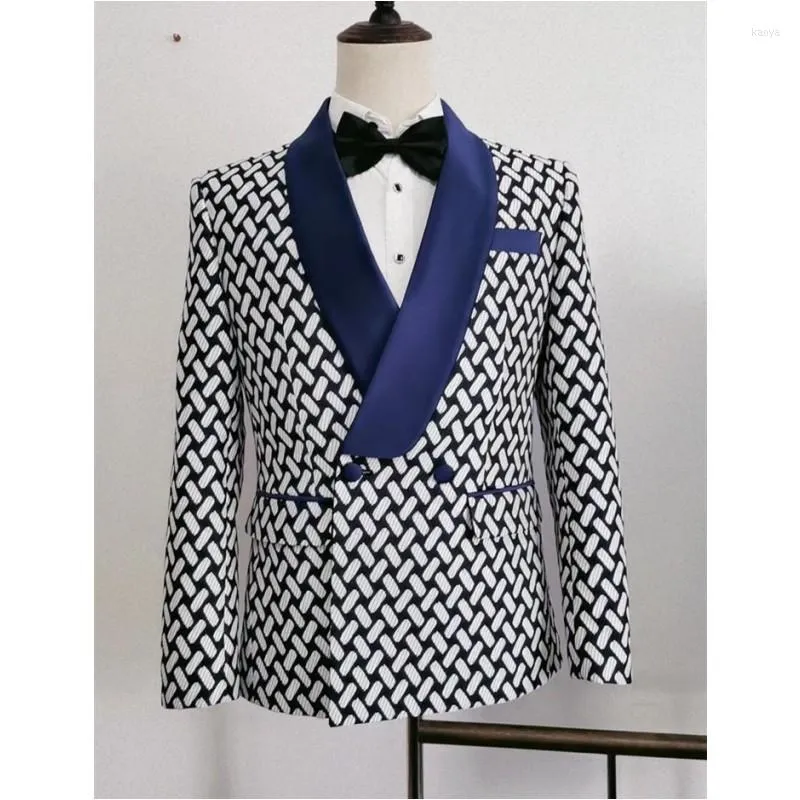 Abiti da uomo Ultimo disegno della mutanda del cappotto Modello ovale bianco Blu navy Uomo Slim Fit Moda Smoking da sposa Sposo Masculino Blazer 2 pezzi