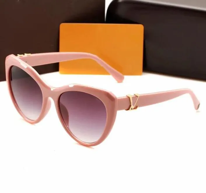 Wholesale Designer Sunglasses Original Eyeglasses Outdoor Shades PC Frame Fashion Classic Lady Mirrors for Women and Men Glasses Unisex 5 colors 1854