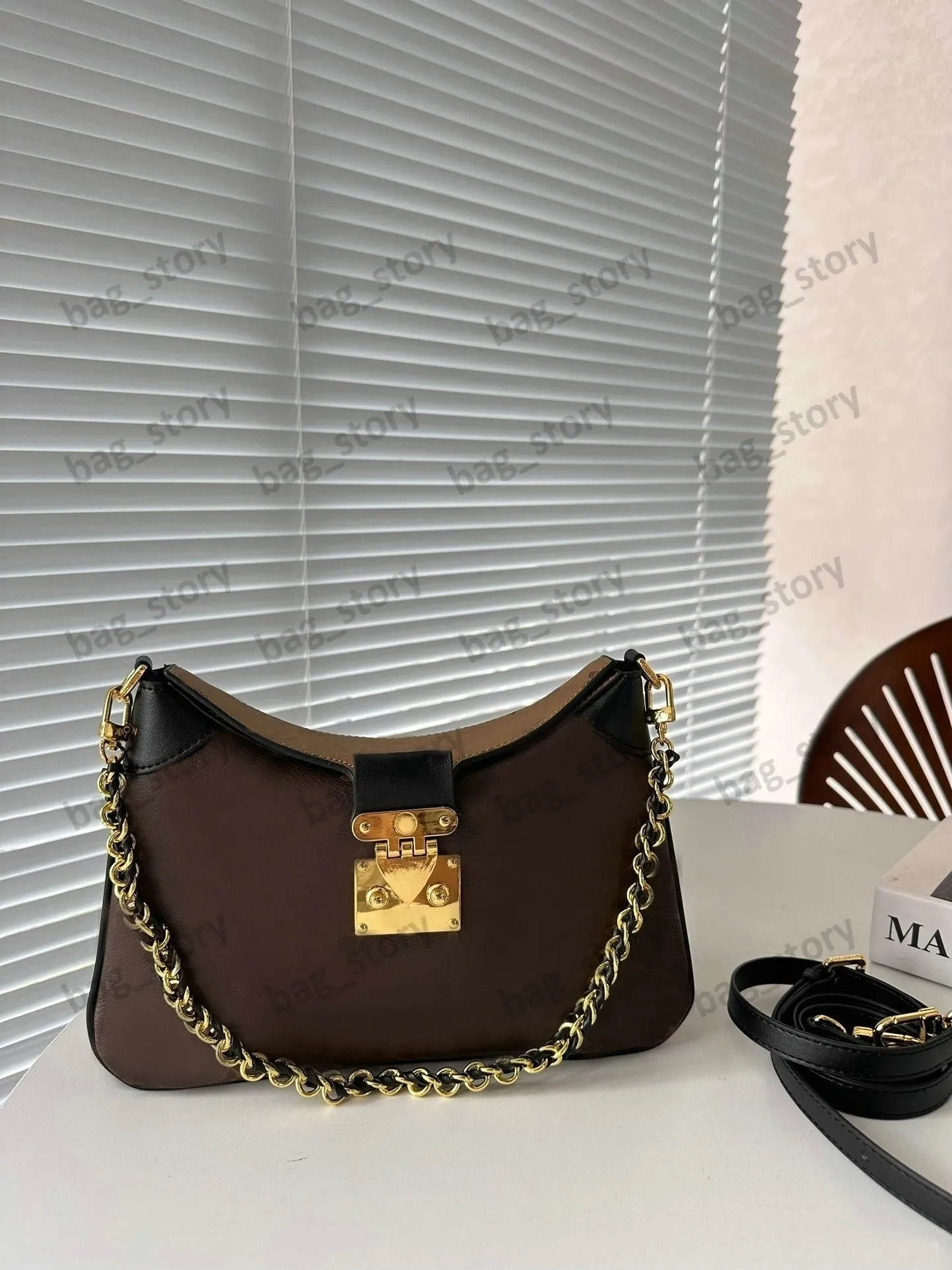 Monogram shoulder bag cheap