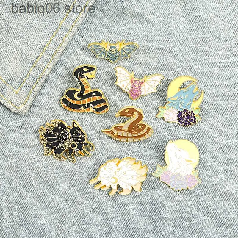 Broches Broches New Animal Breast Pin Personnalisé Fine Design Nine tailed Fox Snake and Bat Shape Breast Pin Badge T230605