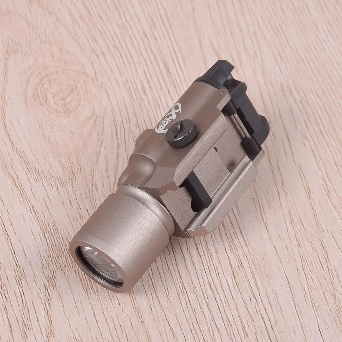 Glock 17 Fit 20mm 레일 헌팅 검은 황갈색 색상 사용 CR123A 또는 16340-Green Laser의 전술적 확실한 x400 권총 조명 녹색 빨간색 레이저