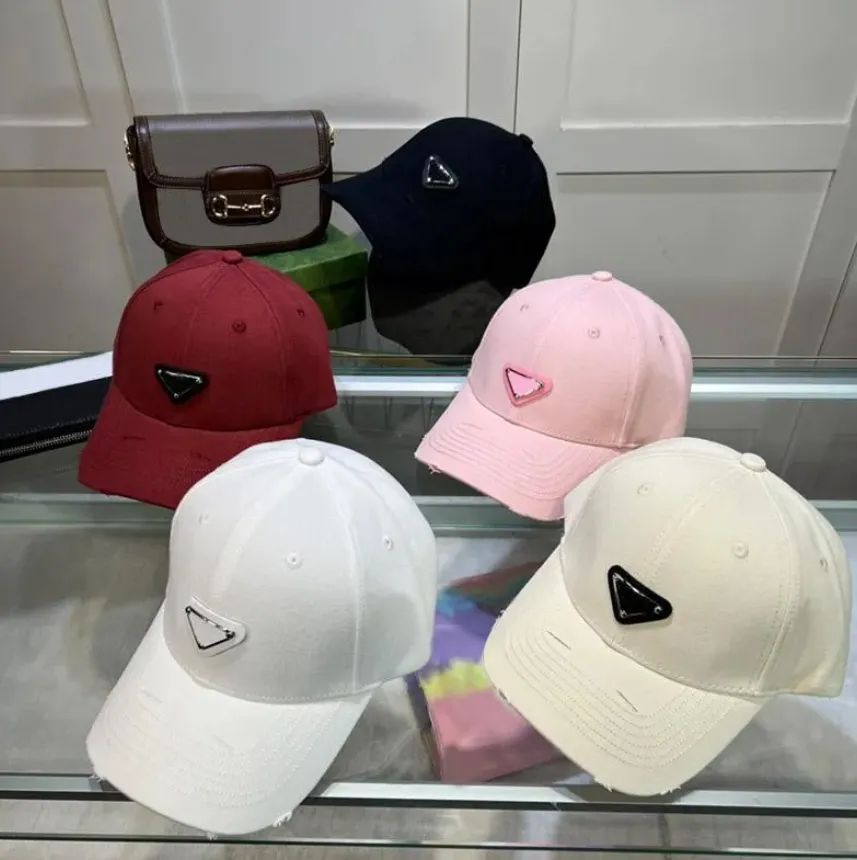 Fashion Ball Caps Classic Simple Unique Designer Cap Hats for Everyone Available In 5 Colors High Quality
