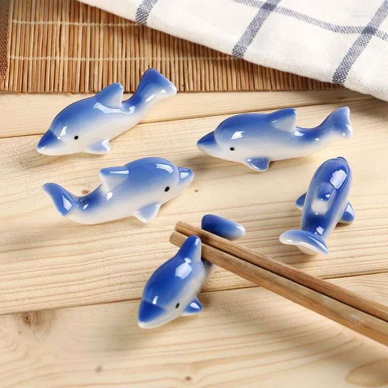 Chopsticks 1-3Pcs Cultural And Creative Japanese Groceries Dolphins Lovely Ceramic Holder Home Furnishing Arts Crafts Gift