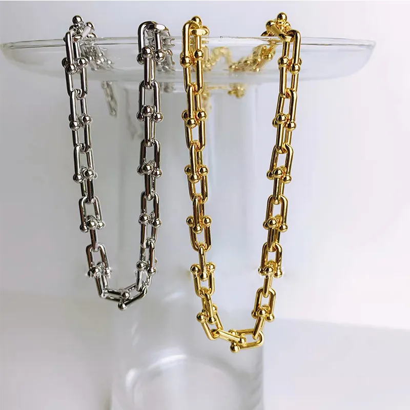 Designer Tiffan luxe titane acier collier vintage atmosphère européenne et américaine polyvalente chaîne en fer à cheval collier de personnalité