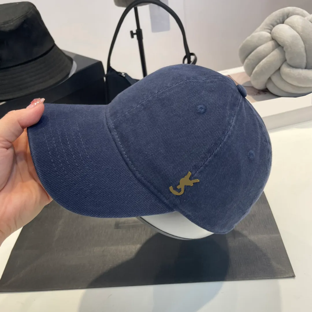 luxurys desingerレター野球帽子の女性cap manempty刺繍太陽の帽子ファッションレジャーデザインハット刺繍洗われた日焼け止め側のレーブル