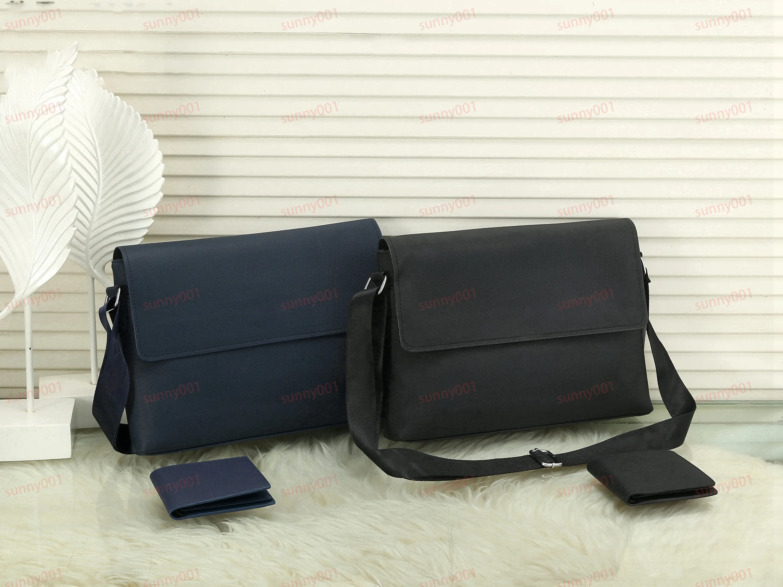 2 Piece Set Underarm Shoulder Bag Card Holder Minimalist Designer One Shoulder Bag Information Bag Luxury Totes Classic Style Pouch