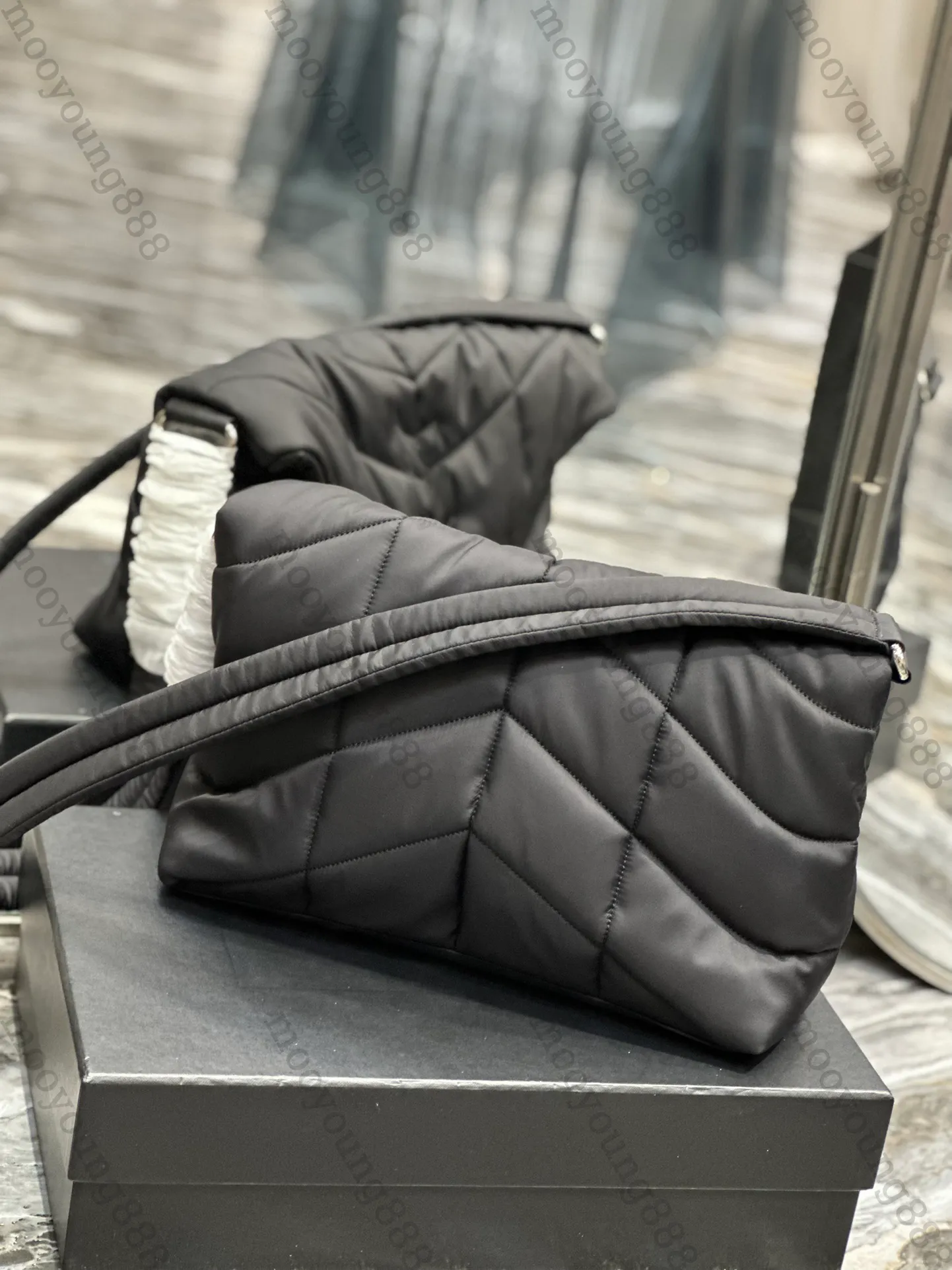 10A Mirror Quality Loulou Puffer Bags 34cm Messenger Quilted 10A Mirror Quality Loulou Puffer Bags 34cm Messenger Quilted