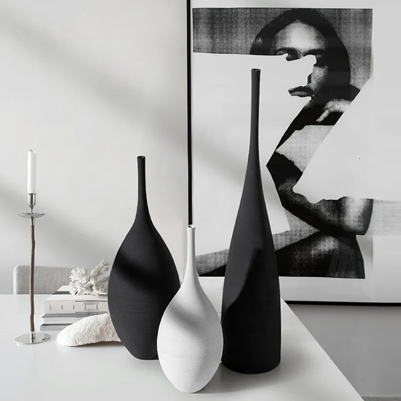 VASES CERAMIC VASE BLACK and White Simple Creative Design Handmade Art Descoration Living Room Model Model Home Decore 230603