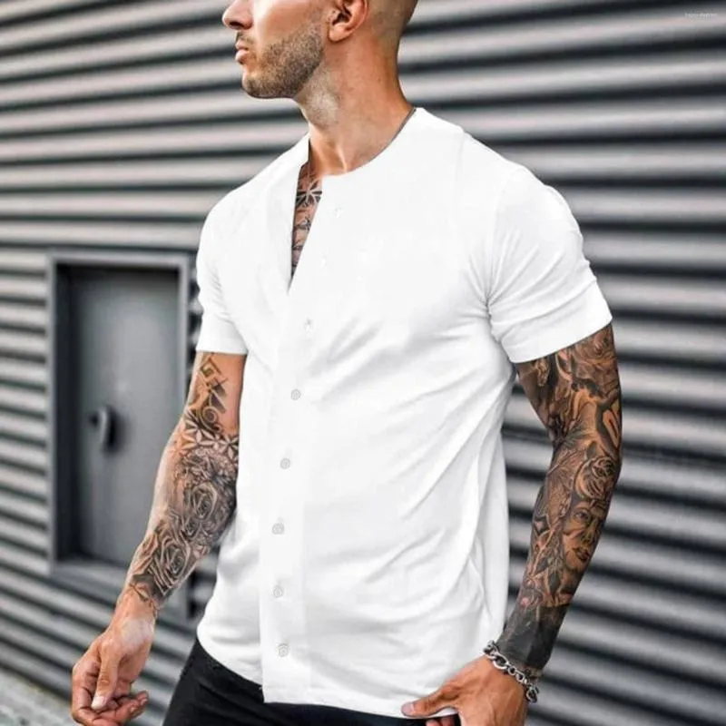 Roupas despojadas masculinas 2025