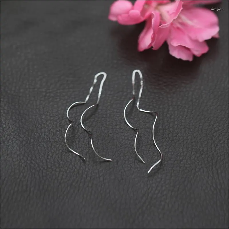 Orecchini pendenti REALI. 925 gioielli in argento sterling forma di pesce onda piercing waterwave catena dell'orecchio filo tirare attraverso infila lungo c-e0169