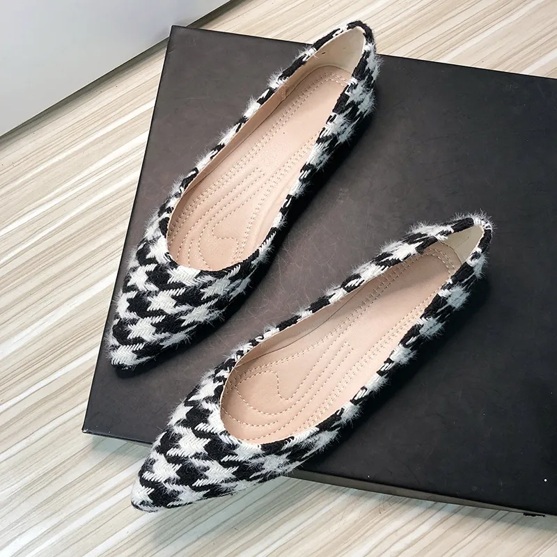 Plaid Pointed Toe Mia Kerri Flats For Women Slip On Boat Loafers In Basic  Style, Available In Large Sizes 42 44 For Work From Nanchangdd, $26.86