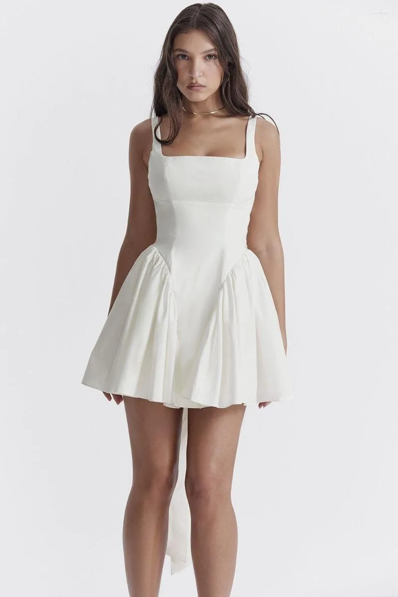 Повседневные платья 2023 Летнее белое платье для женщин сексуальное без рукавов.