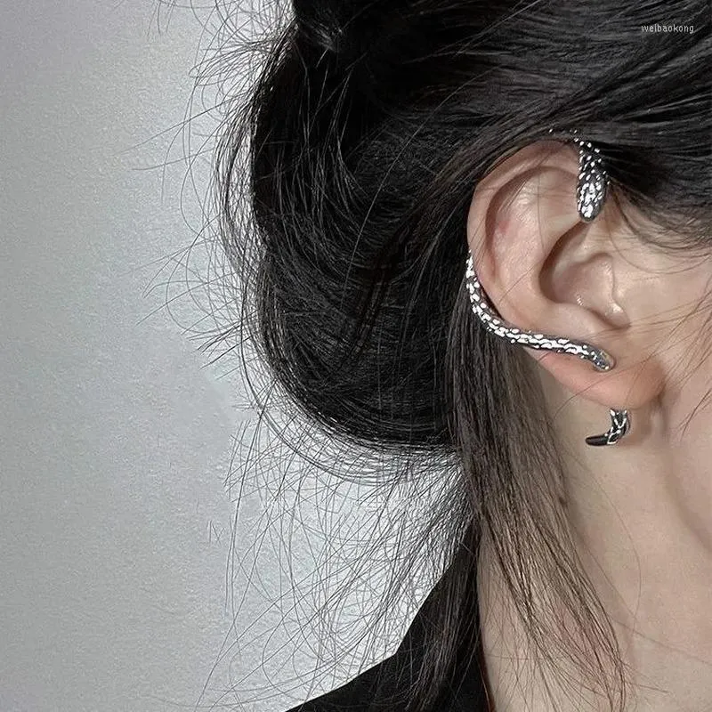 Hoopörhängen Vintage Snake Wrap Ear Hook rostfritt stål för kvinnor Gotiska tillbehörsklipp på kvinnors trend 2023